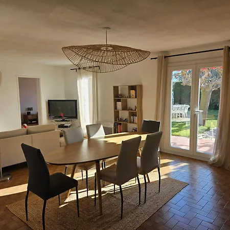 Villa Maison De Avec Jardin A 500 M De La *